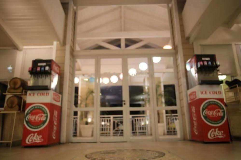Club House Hotel Villa Carlos Paz Buitenkant foto